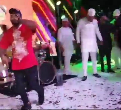 Davido Performs At Razak Okoya’s 80th Birthday Party In Lagos